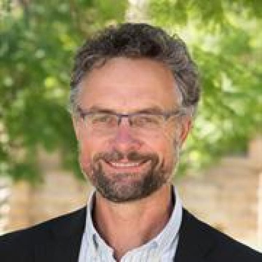Portrait of Prof Jozef Gecz